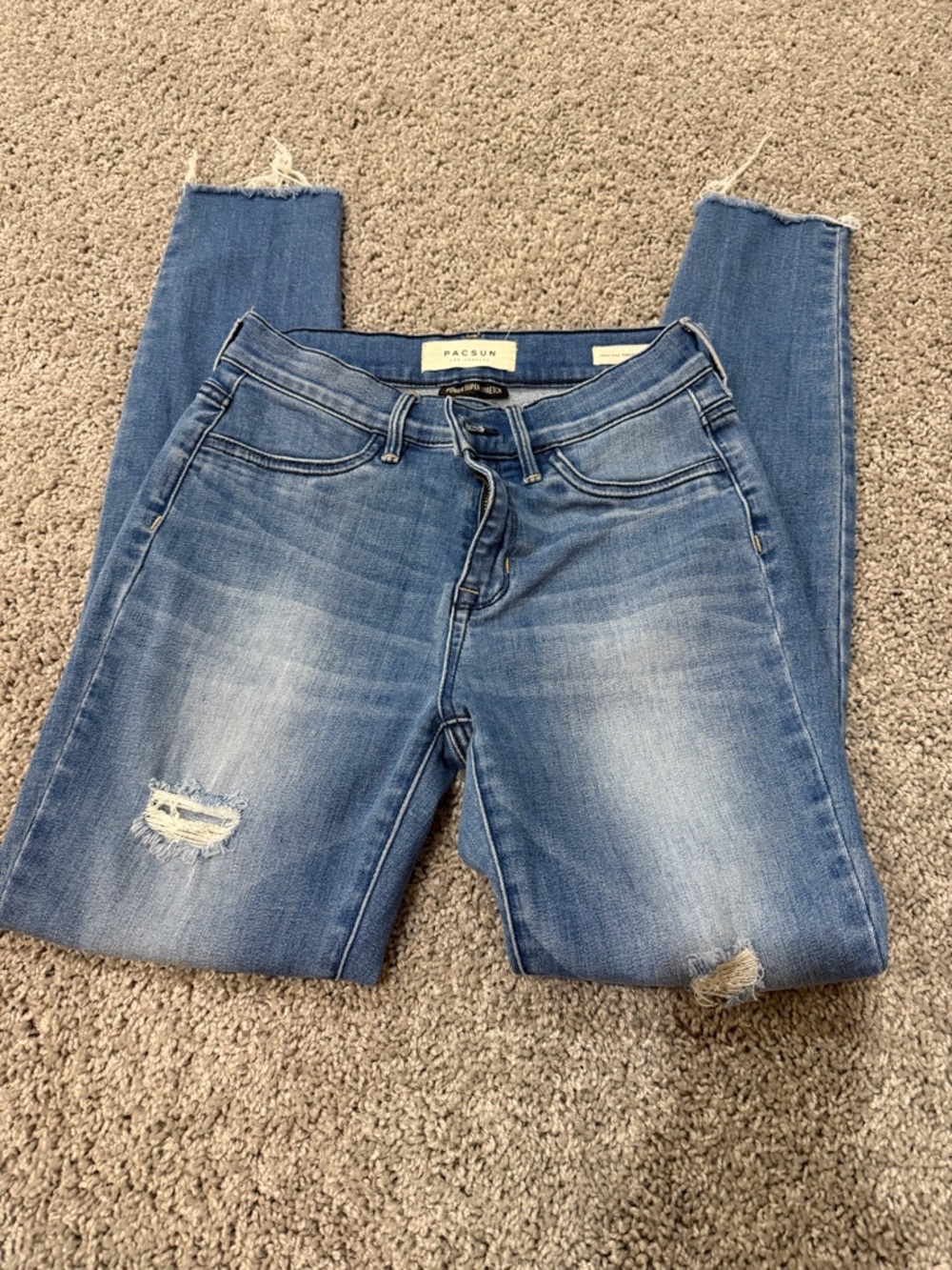 PacSun Women’s Medium Blue Distressed Skinny Jeans